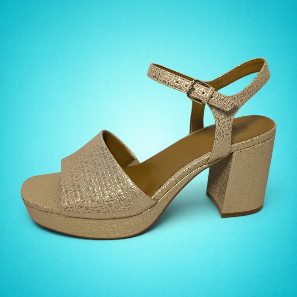 New Women's Naturalizer Lilly Tan Metallic Platform Sandals, Size 11M